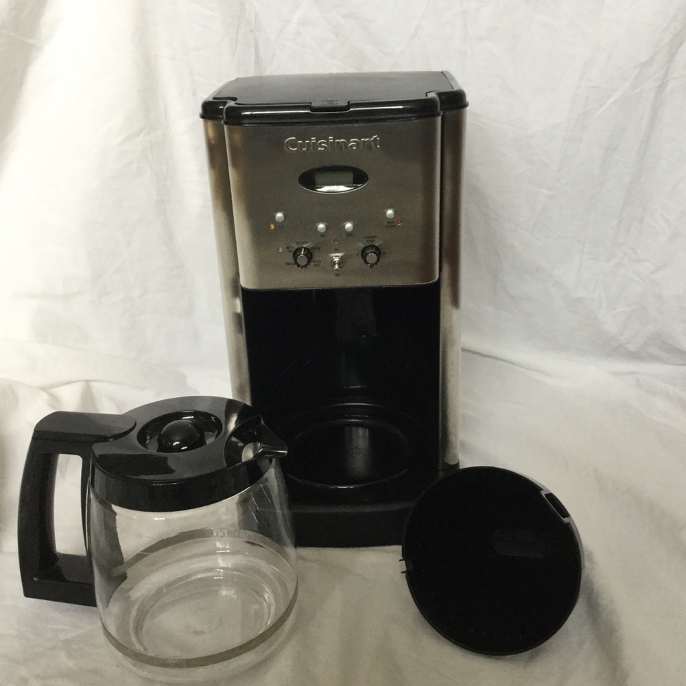 Cuisinart DCC 1200 high end programmable coffee maker like new